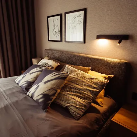 Bulwary Boleslawa Chrobrego 11b アパート グニェズノ