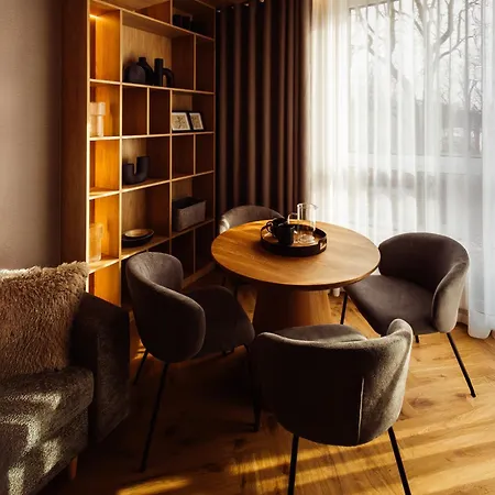 Bulwary Boleslawa Chrobrego 11b アパート